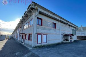 Capannone con uffici in zona strategica