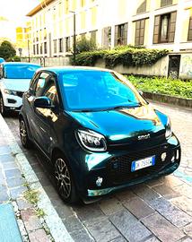 Smart for tu British Green