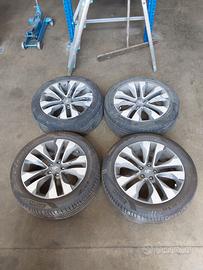 TRENO SET CERCHI E GOMME DR 4.0 5.0 215/55R18