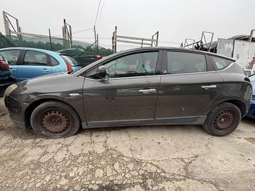 LANCIA DELTA 1.6 DIESEL RICAMBI USATI