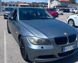 BMW 320d o permuto con moto stradale