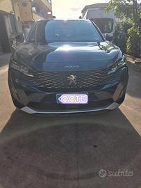 peugeot 3008 1.5 131cv. 