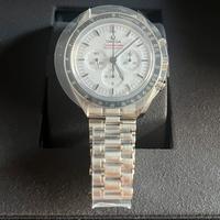 Moonwatch Omega Speedmaster White