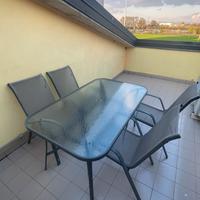Tavolo da esterno con 4 sedie