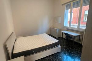 Stanza zona Musicisti libera da subito