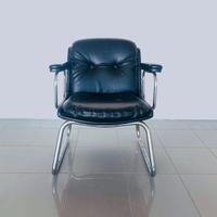 sedia di design moderna e elegante