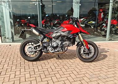 Ducati Hypermotard V2 2026 AZIENDALE