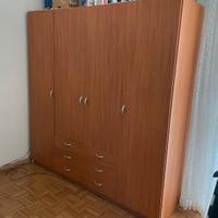 Armadio 4 ante + cassettiera