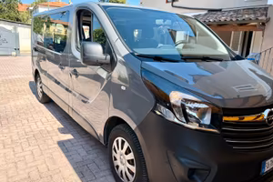 OPEL VIVARO PASSO LUNGO