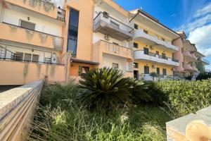 Semindipendente con Garage e Terrazzo Zona Vignalo