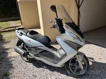 Malaguti Madison 3 250 ie