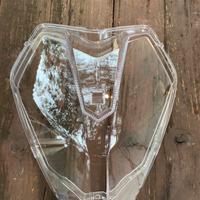 Plastica faro anteriore mai usato.