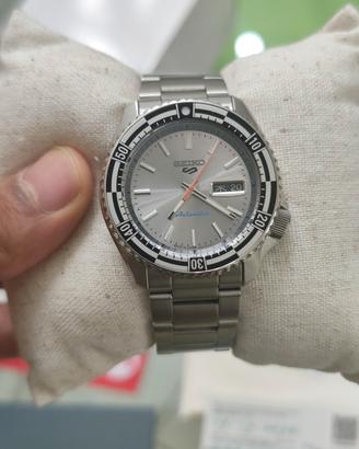 Seiko 5 Sports Special Edition JDM Kanji - 2026