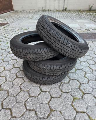 gomme auto per macchina d'epoca 