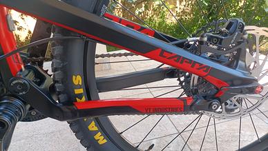 MTB Enduro YT Industries Capra mullet