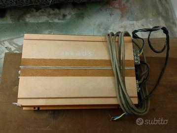 Amplificatore audio per auto 