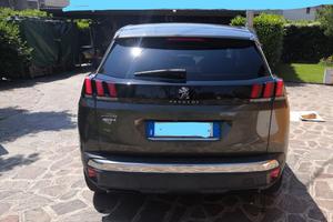AUTO SUV