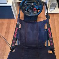 postazione guida playseat logitech