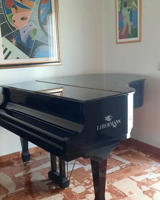 pianoforte mezza coda 