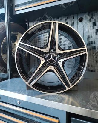 4 Cerchi NUOVI 18" Matt Black Polished | per Merc
