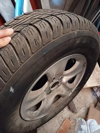 Gomma e cerchio per Suzuki Granvitara 
