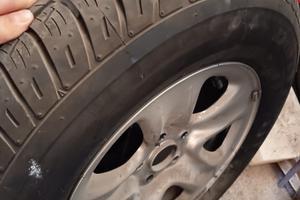 Gomma e cerchio per Suzuki Granvitara 