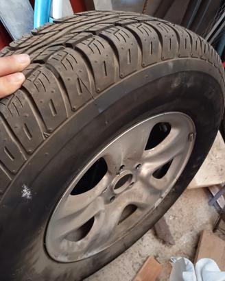 Gomma e cerchio per Suzuki Granvitara 