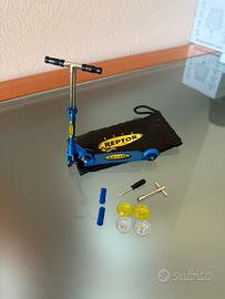 Mini reptor gig da collezione monopattino blu
