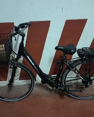 Bici donna 28 marca Lombardo anno 2025
