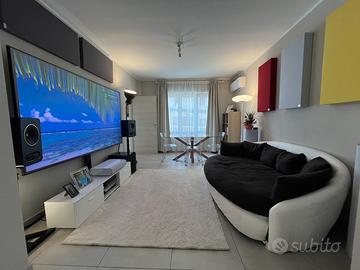 CASA SEMINDIPENDENTE con TERRAZZO