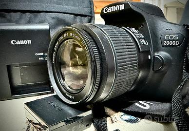 Canon EOS 2000D + Obiettivo 18-55 NUOVA (5 SCATTI)