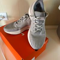 Nike Intract Run numero 42