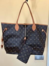 Borsa grande Marrone .