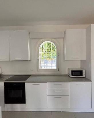 Cucina lineare bianca 3,90 m