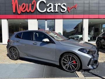 BMW 135 i xDrive NAVI-FULL LED-CAM-19"