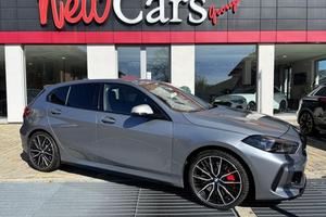 BMW 135 i xDrive NAVI-FULL LED-CAM-19"