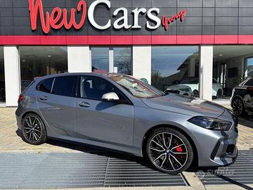 BMW 135 i xDrive NAVI-FULL LED-CAM-19"