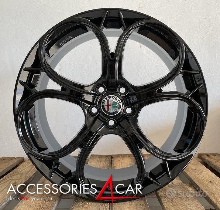 4 CERCHI LEGA 17 PER ALFA ROMEO GIULIETTA GIULIA COLORE NERO