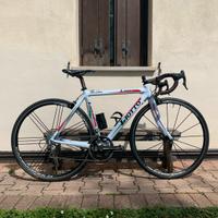 Bici da corsa in carbonio