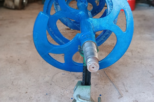 Albero elicoidale per benna miscelatrice