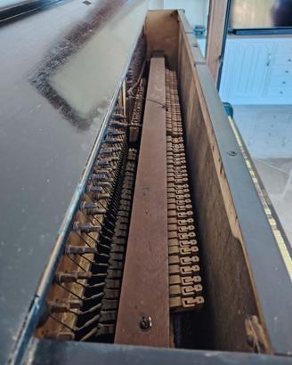 Pianoforte  pfeifer verficale