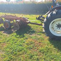 Estirpatore trianato a dischi