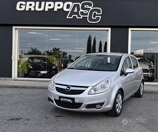 Opel Corsa 5 Porte 1.2 BENZ 80 CV ADATTA NEOPATENT