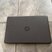 HP 255 G8 17,3”