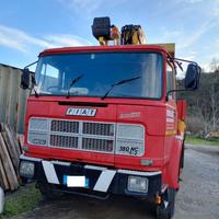 camion con gru FIAT 180