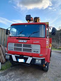 camion con gru FIAT 180