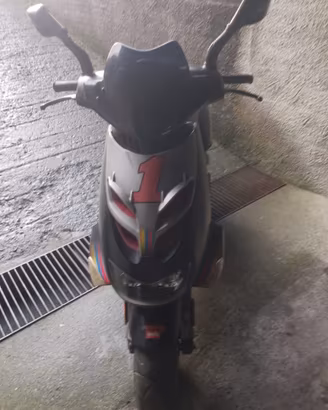 Aprilia SR50 one