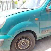 Parafango sinistro RENAULT KANGOO del 2003