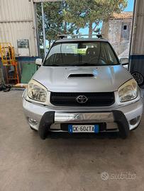 TOYOTA RAV 4