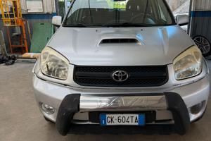 TOYOTA RAV 4